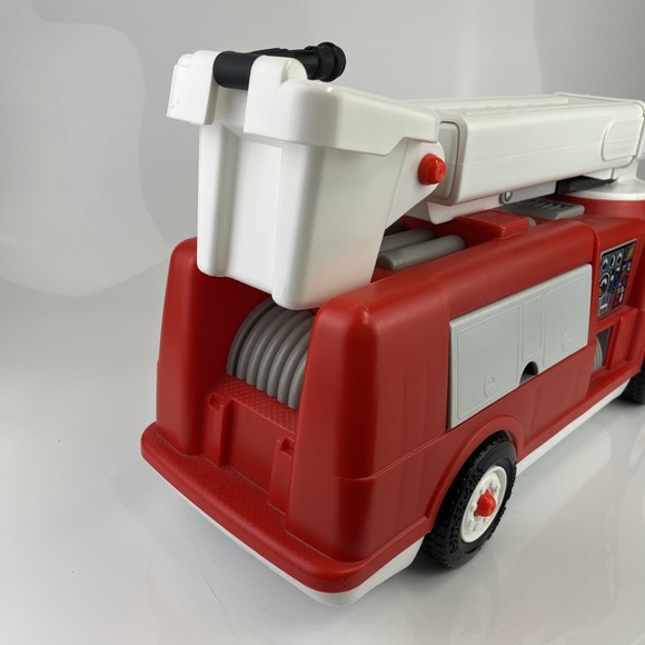 VTG 23" Little Tikes Big Fire Ladder Truck No.5 6683 Made in USA!!! - Picture 7 of 8